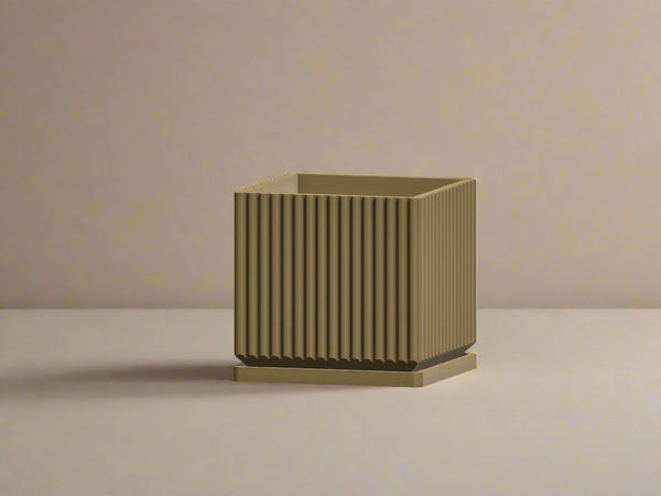 Desert Vista Planter Pot - Perfect Fit Drip Tray, Mesh Drainage